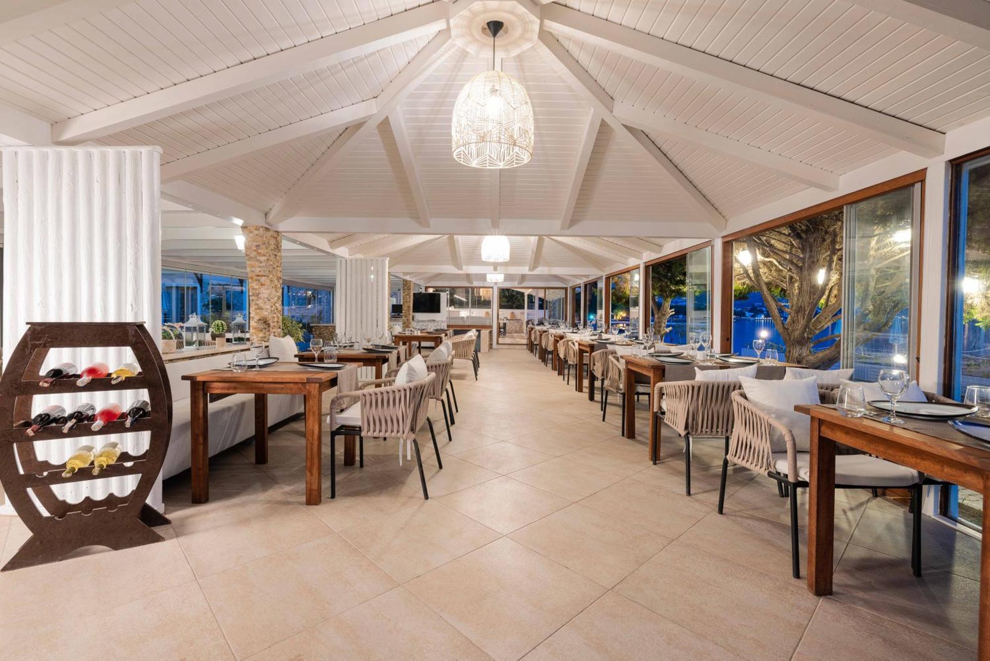 Elite Hotel Яликовак Экстерьер фото